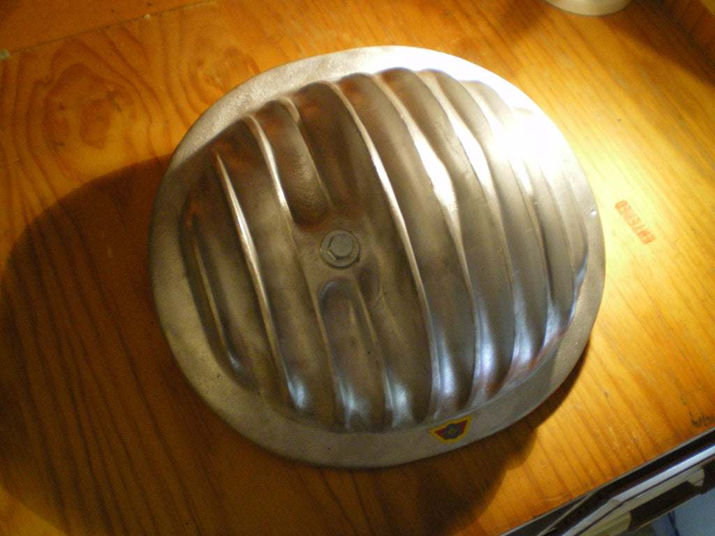 Ford 8 inch diff cover for early Ford Customlines and Mustangs. Unpoli