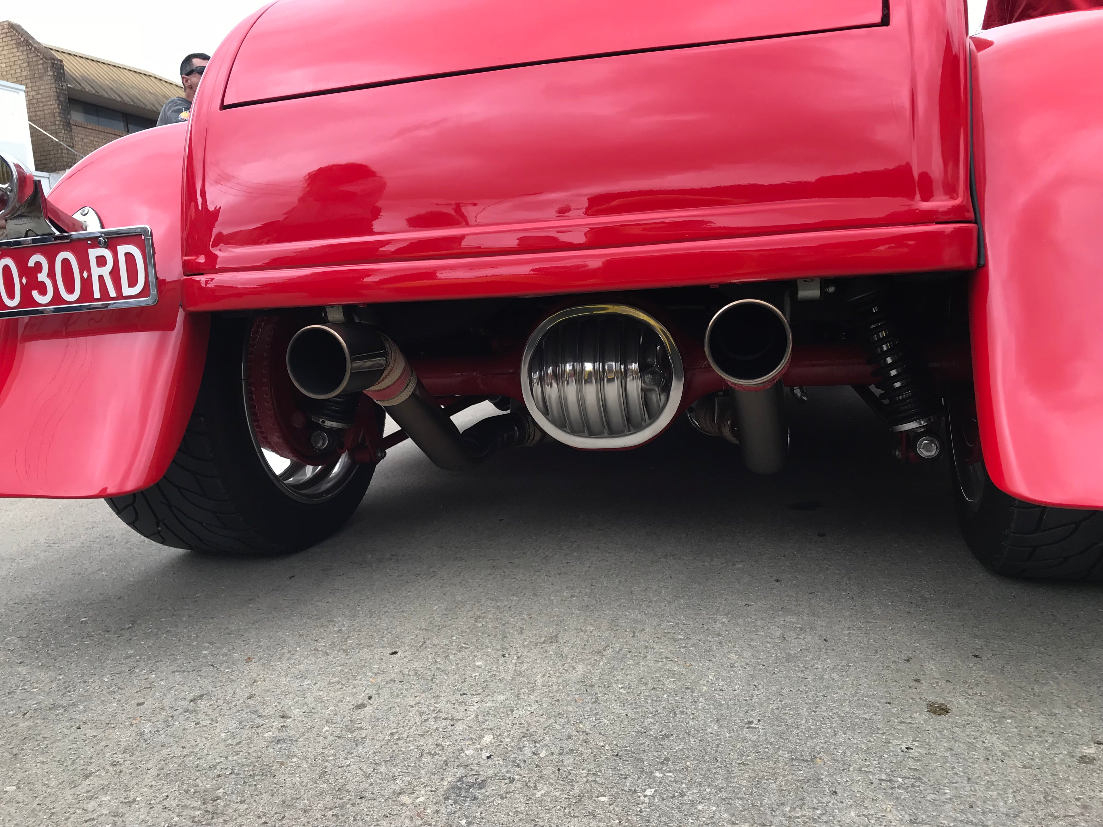 Ford 8 inch Polished Cover attached by a dummy sump plug welded to the housing 