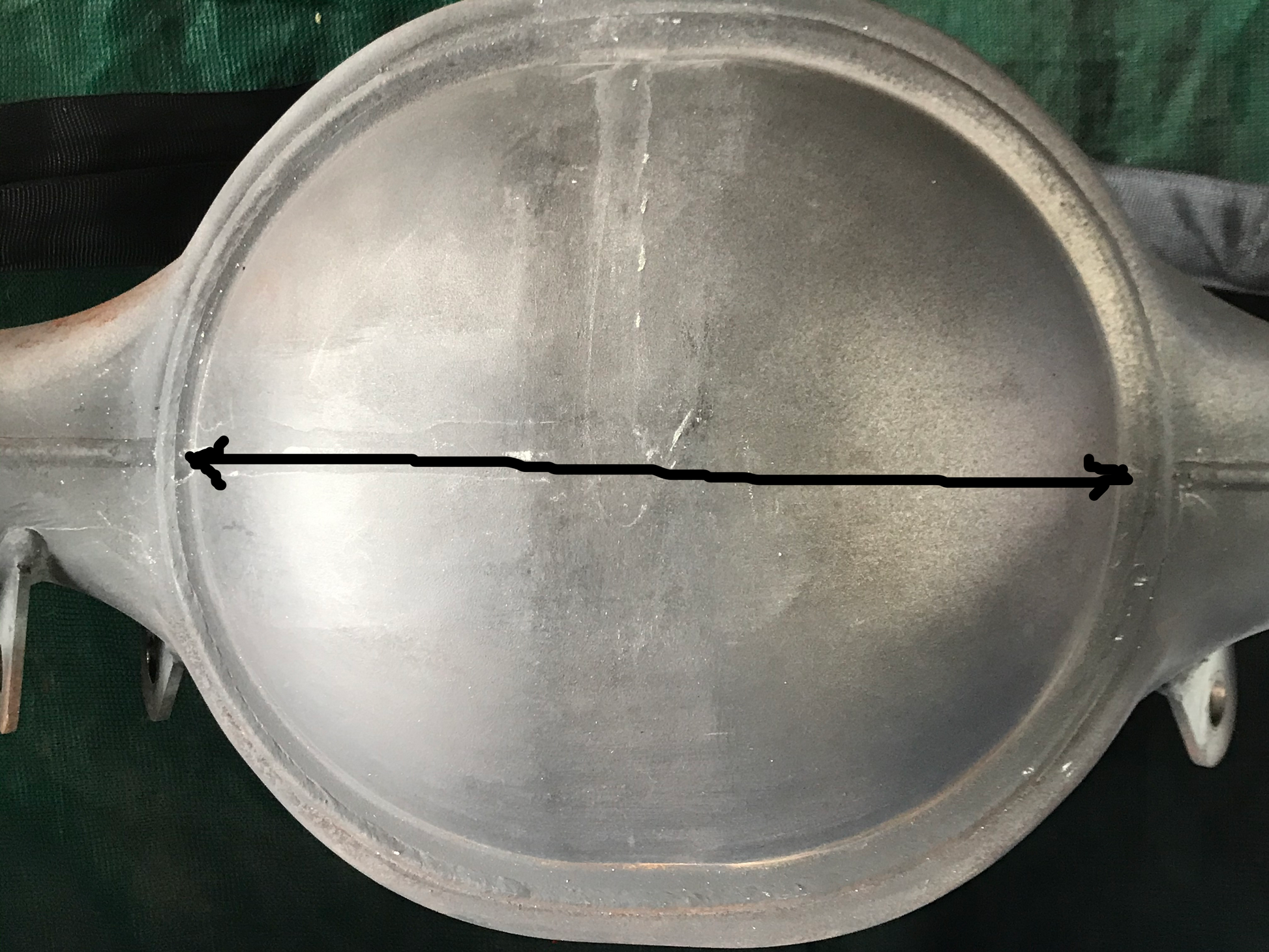 This is an picture of the new aftermarket cover it measures 270 ml original ford is 250 ml this is the horizintal measurement of the actual dome section  