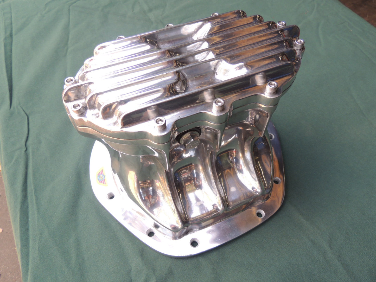 Borg Warner quick change Diff cover for Centura, Falcon, Commodore. Polished Aluminium