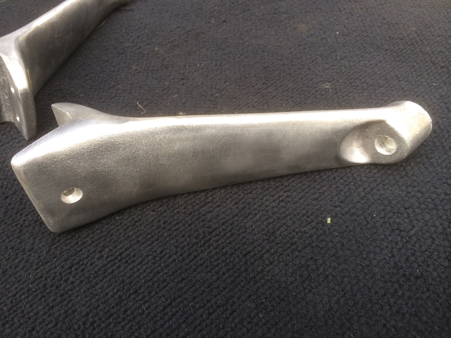 Solid Headlight posts Pair for T Buckets, Hi Boys. Polished Aluminium